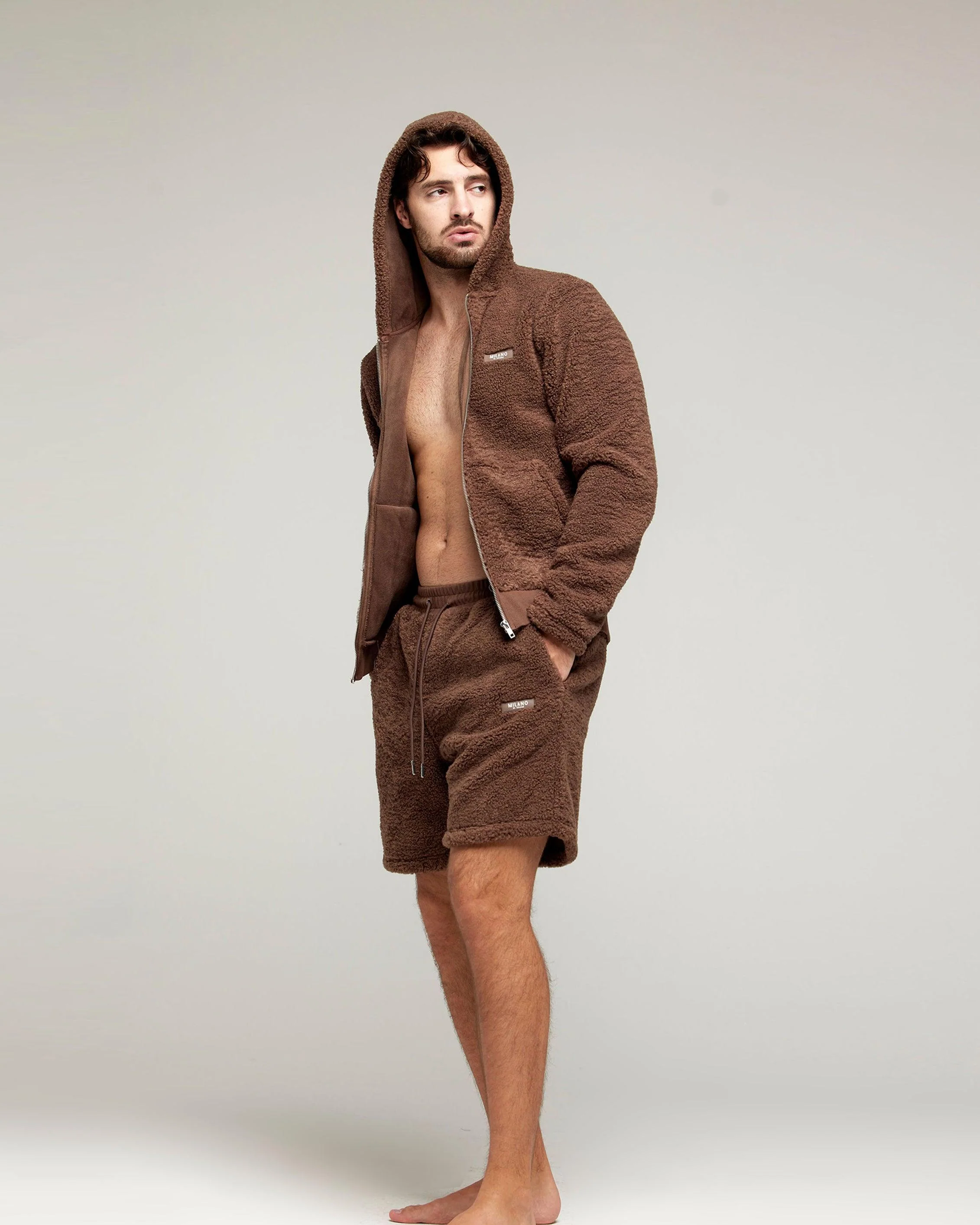Faris Short - Image 13