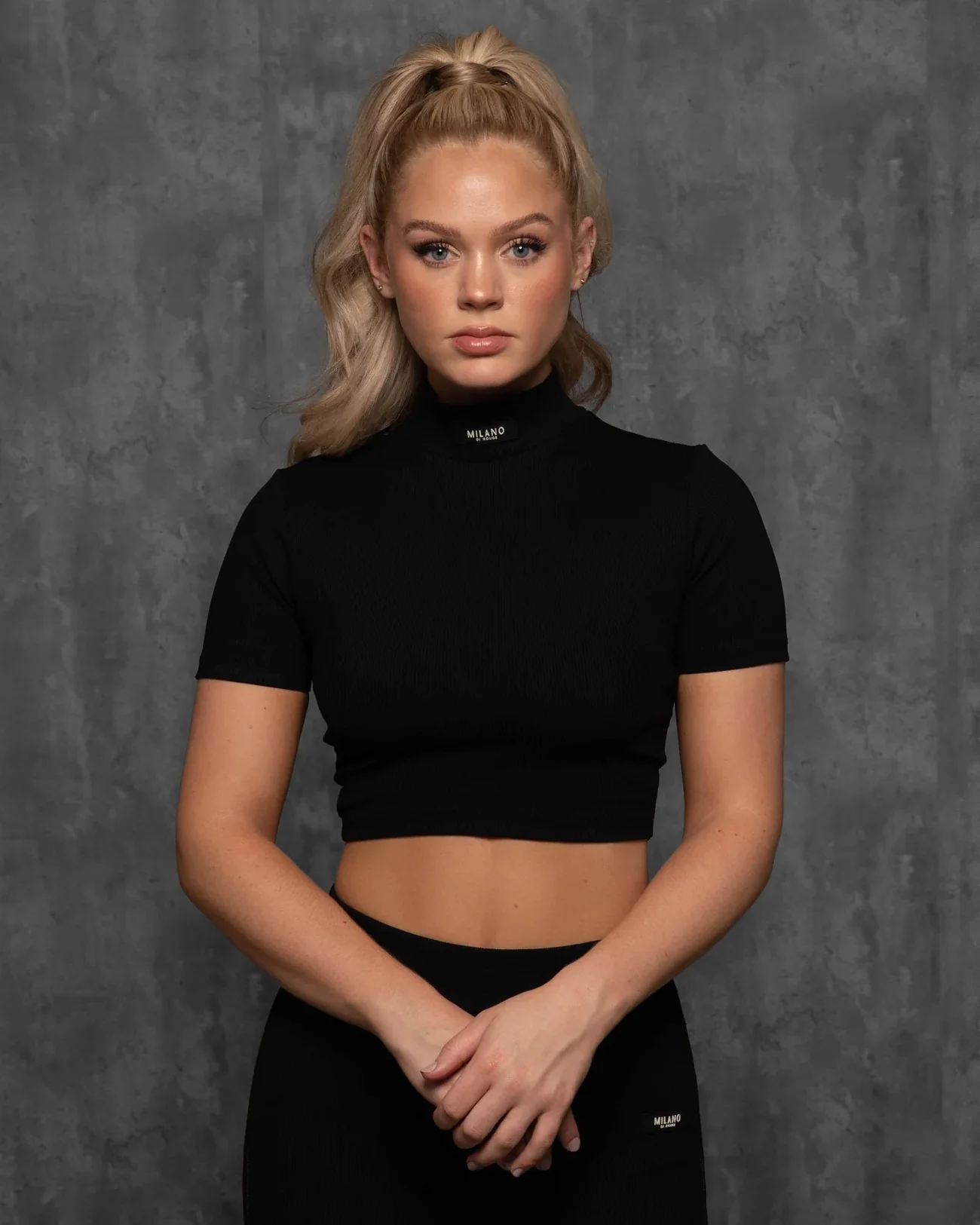 Ribbed Reina Crop